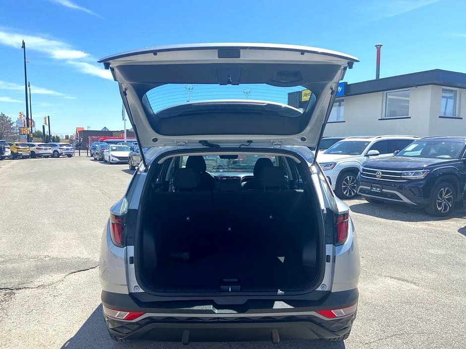 2022 Hyundai Tucson Essential-12