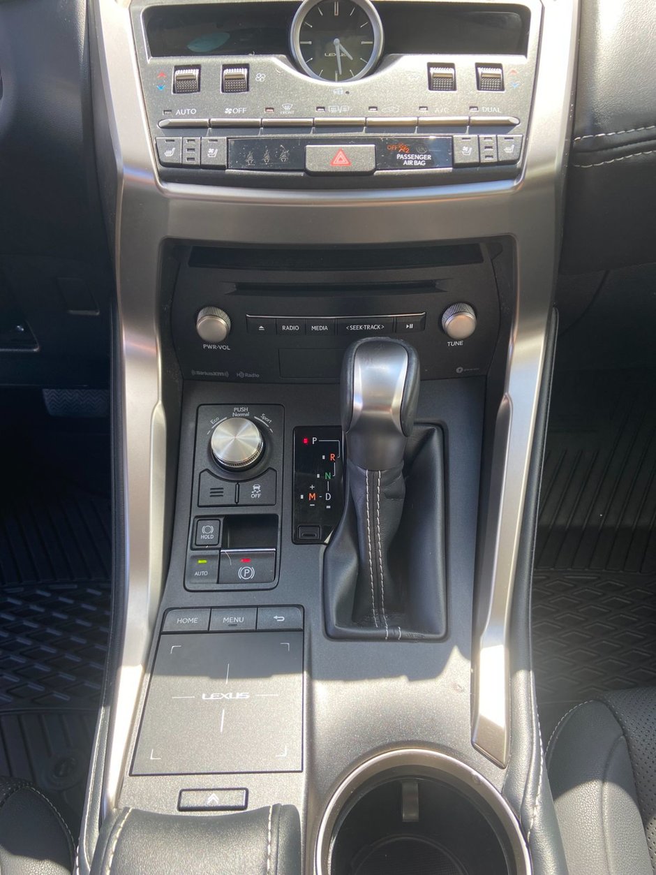 2021 Lexus NX 300-16