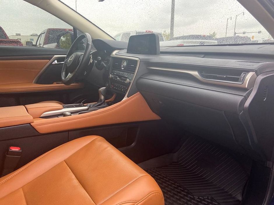 2022 Lexus RX 350-32