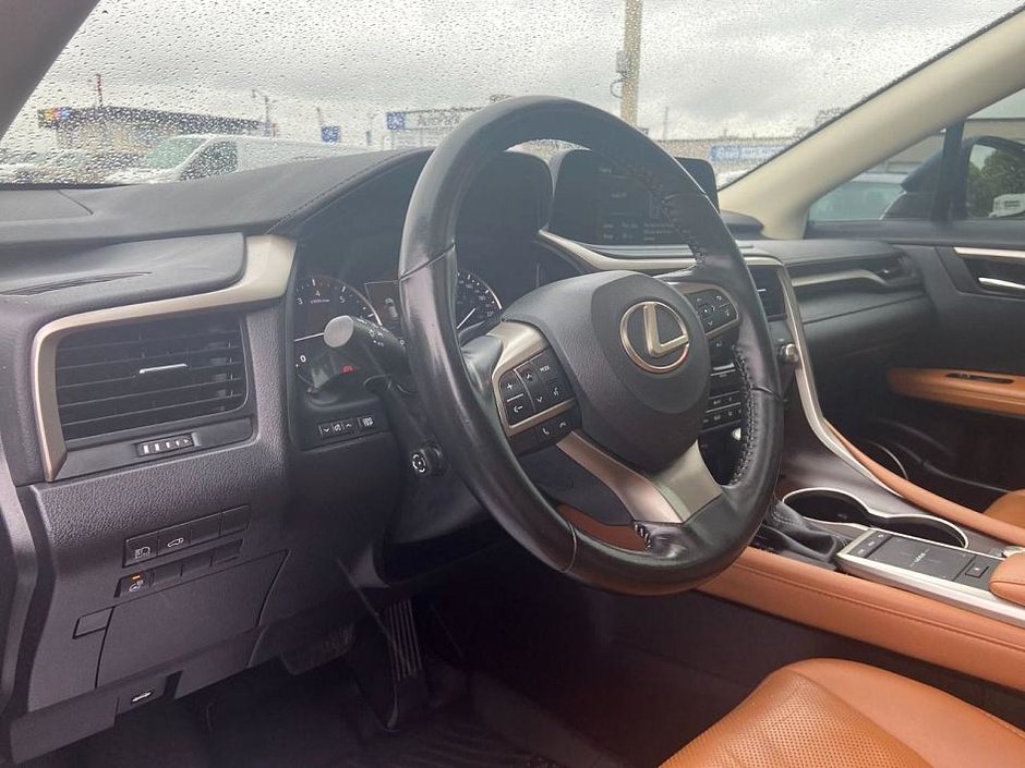 2022 Lexus RX 350-27