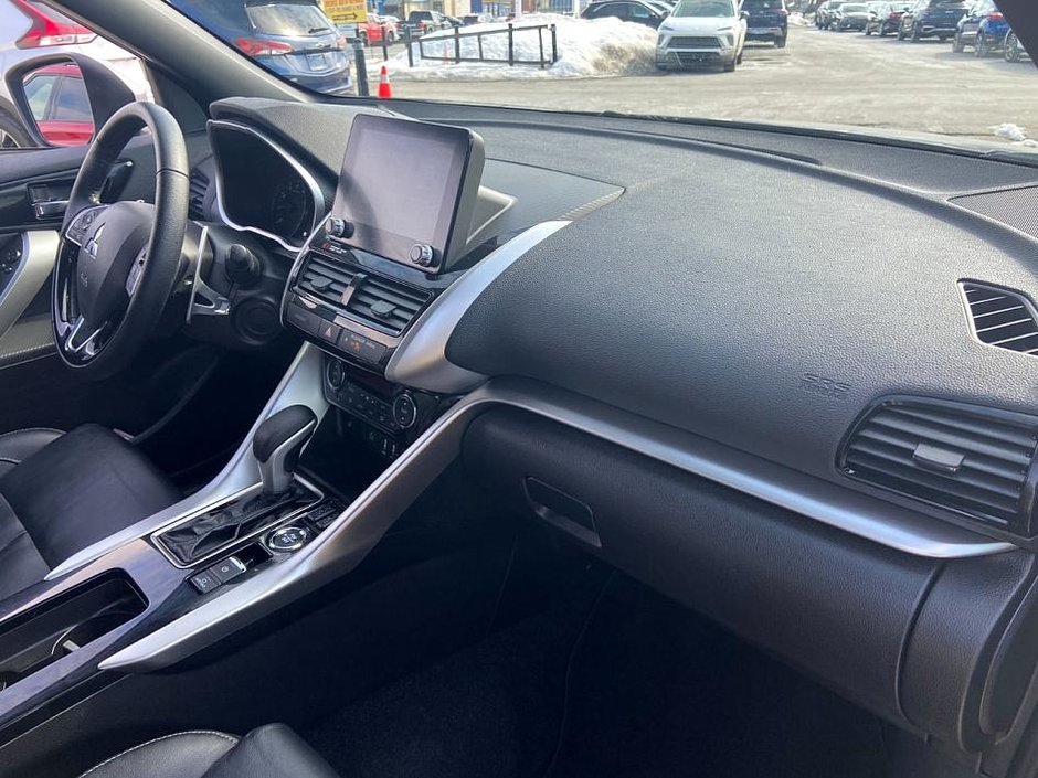 2023 Mitsubishi ECLIPSE CROSS GT-15