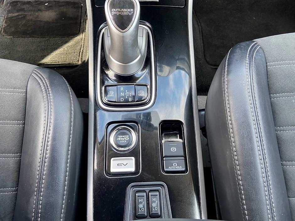 2020 Mitsubishi OUTLANDER PHEV GT-22