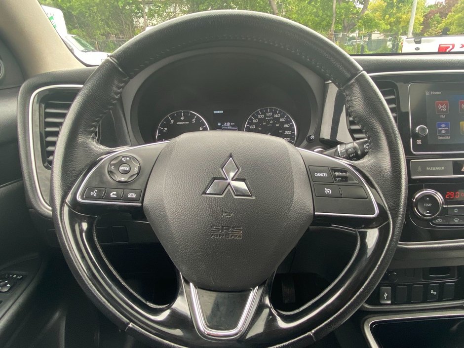 2019 Mitsubishi Outlander ES-19