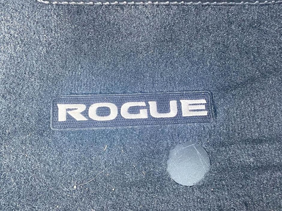 2022 Nissan Rogue SL-12