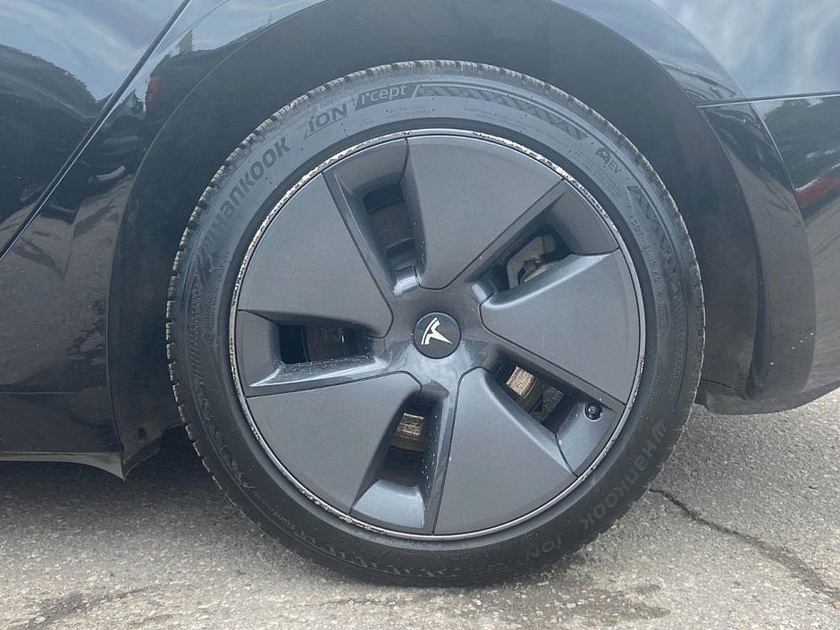 2023 Tesla MODEL 3 Base-9