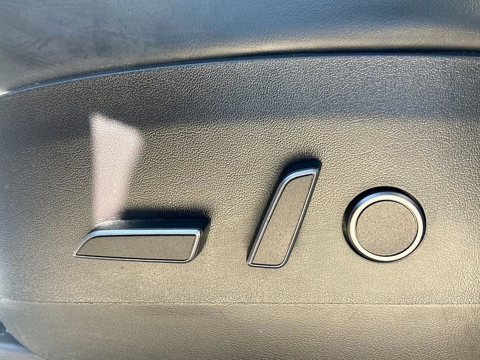 2022 Tesla Model Y Performance-16
