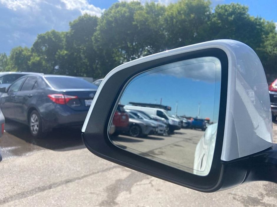 2024 Tesla Model Y Standard Range-19