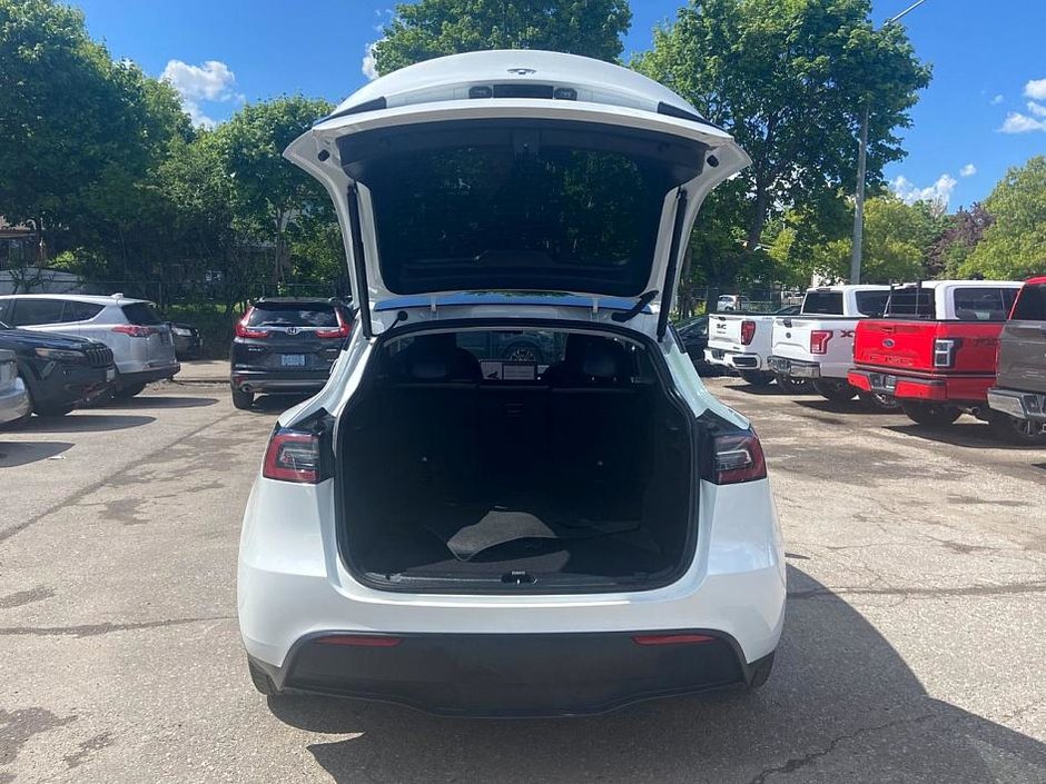 2024 Tesla Model Y Standard Range-6