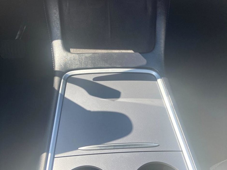 2024 Tesla Model Y Standard Range-21