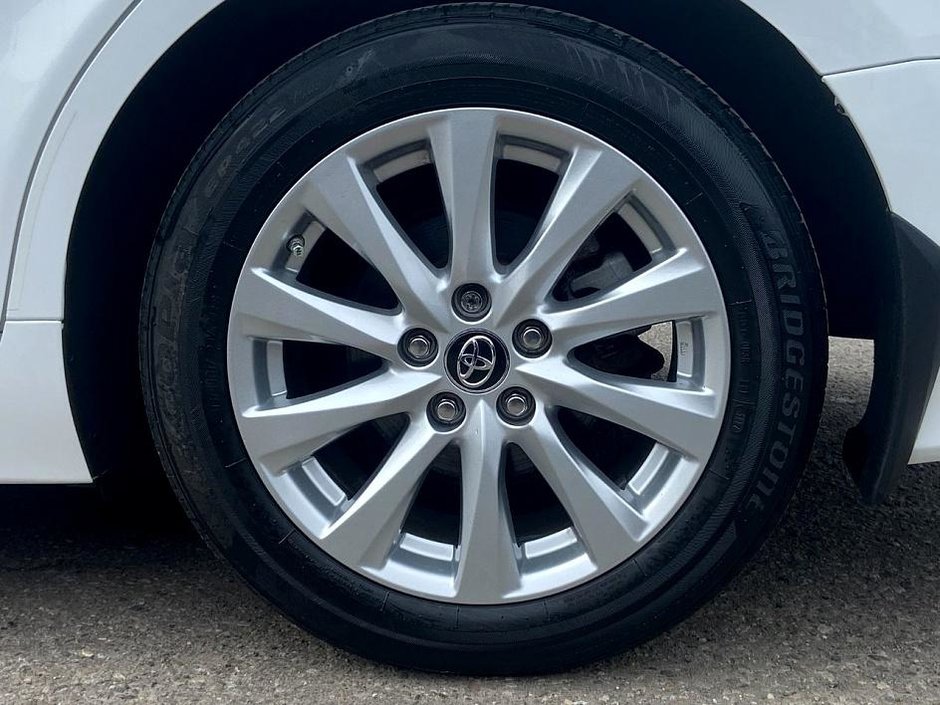 2018 Toyota Camry LE-9