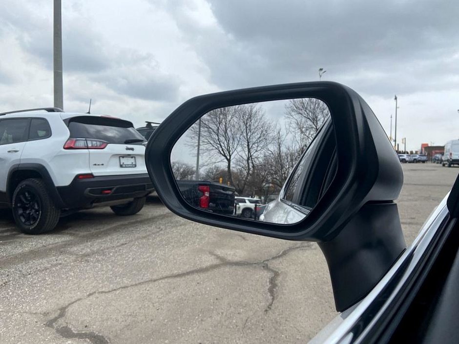 2018 Toyota Camry LE-19