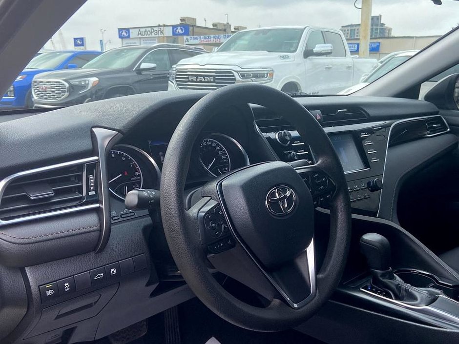 2018 Toyota Camry LE-10
