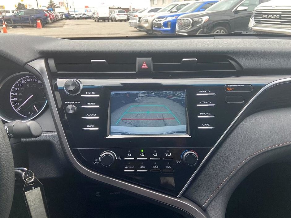 2018 Toyota Camry LE-25