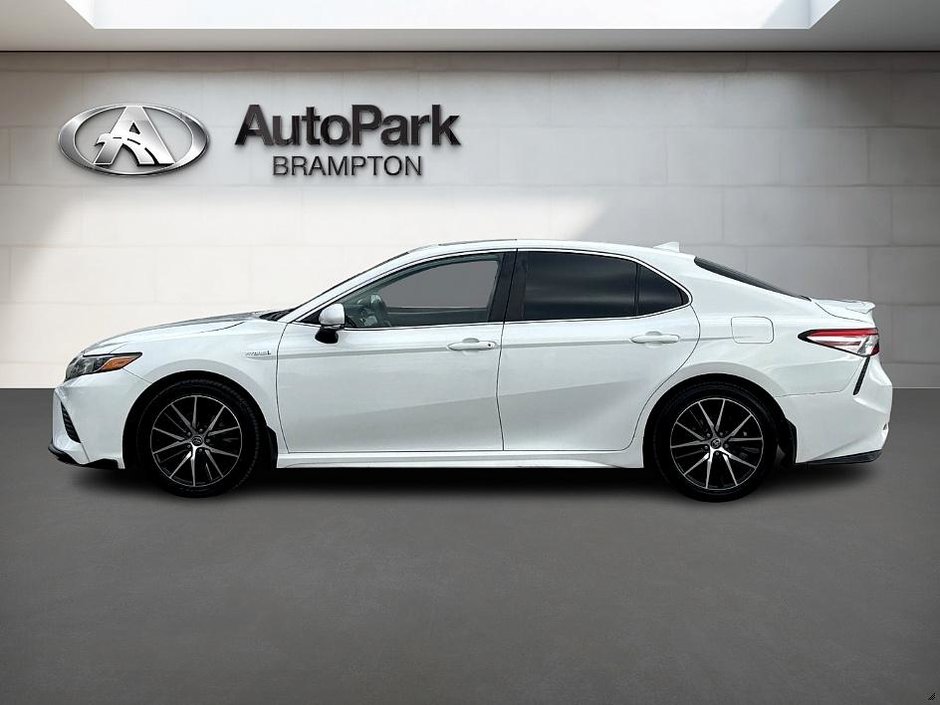 2020 Toyota Camry SE-7