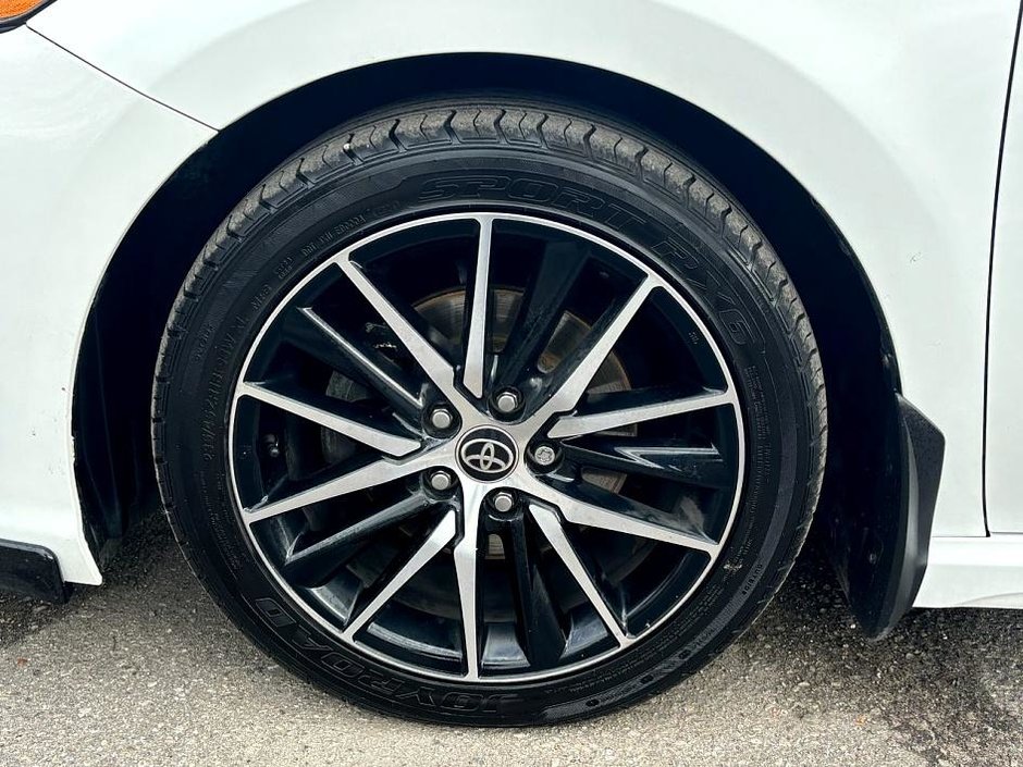2020 Toyota Camry SE-8