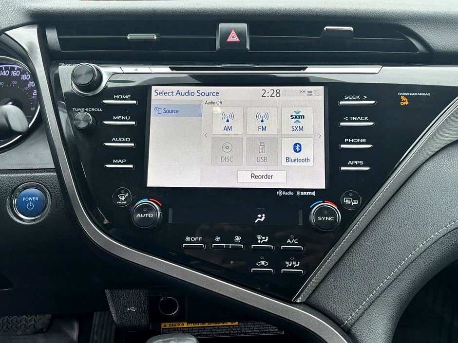2020 Toyota Camry SE-21