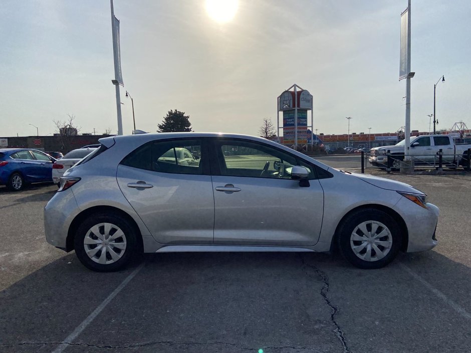 2022 Toyota Corolla Hatchback SE | #22-69130 | Humberview Group in