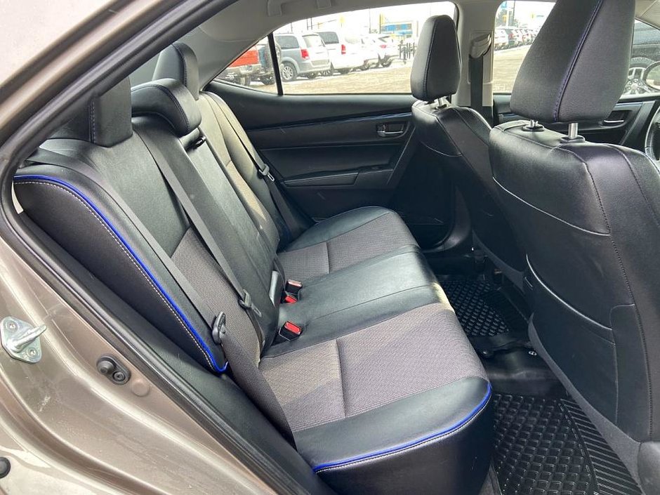 2019 Toyota Corolla SE-13