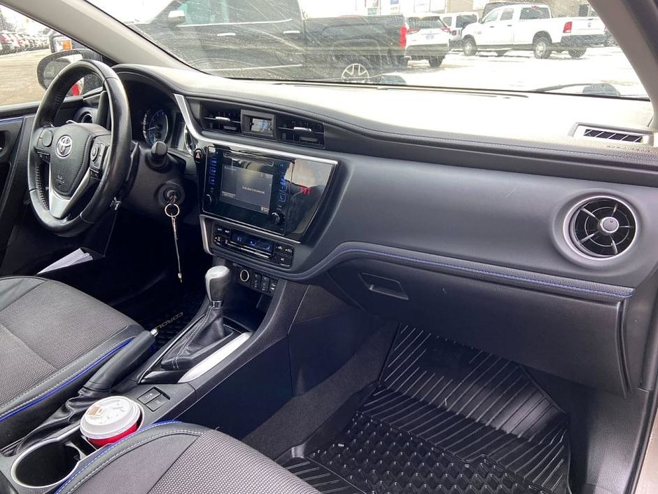 2019 Toyota Corolla SE-14