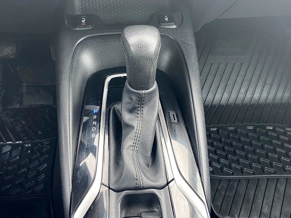 2022 Toyota Corolla LE-20