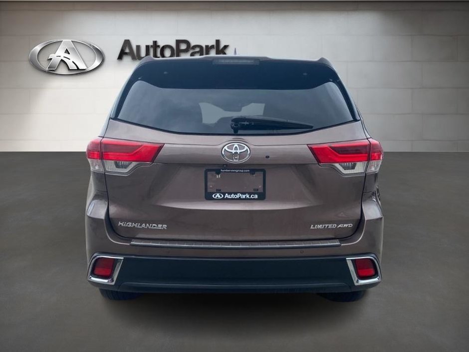 2017 Toyota Highlander Limited-5
