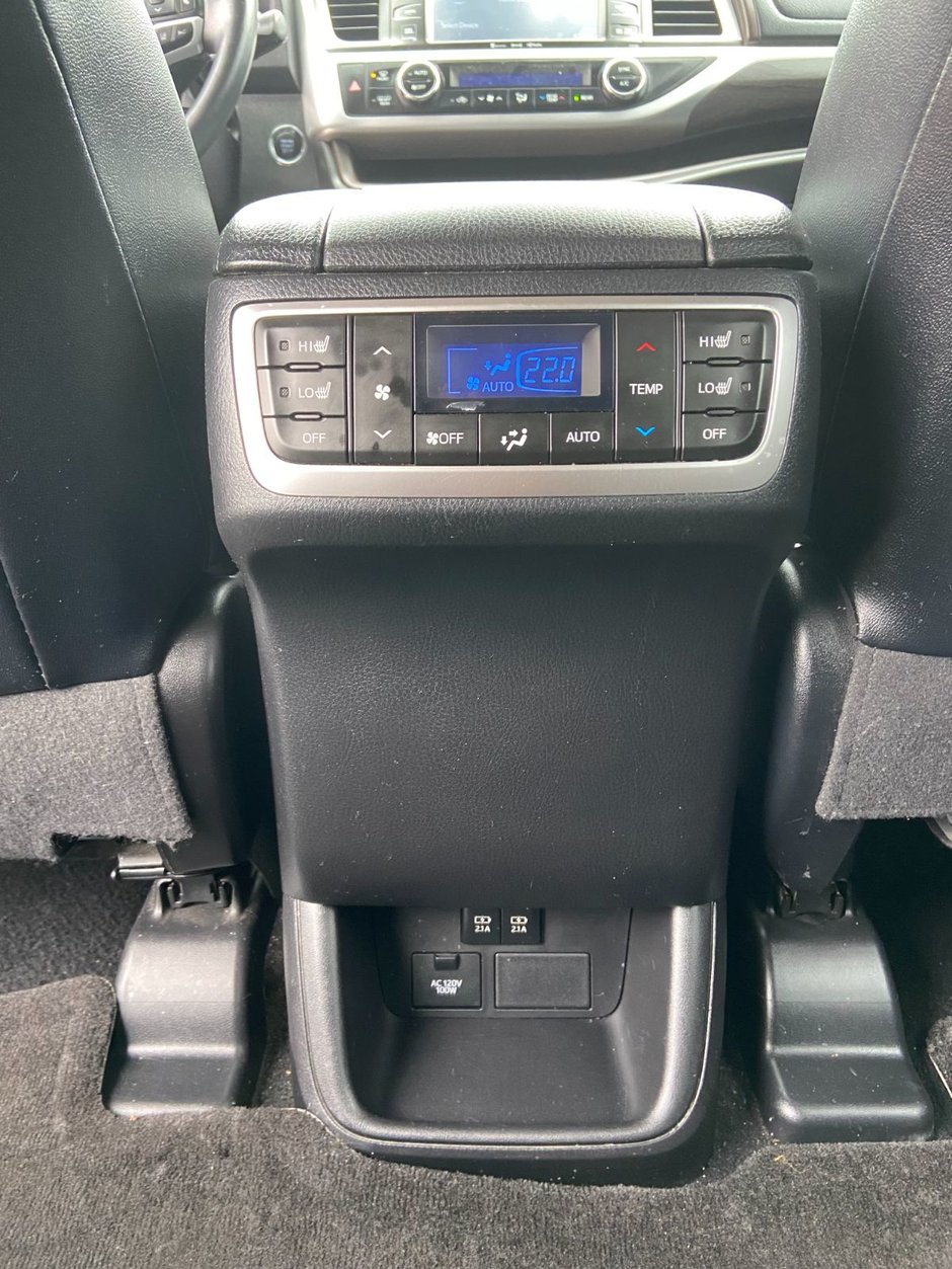 2018 Toyota Highlander Limited-14