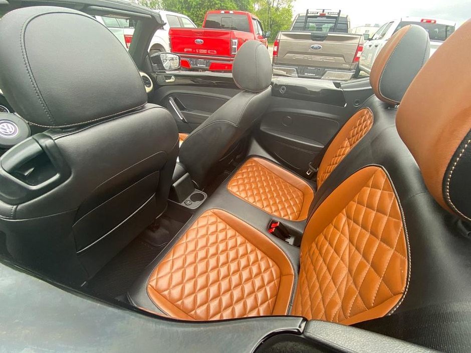 2019 Volkswagen Beetle Convertible Wolfsburg Edition-12