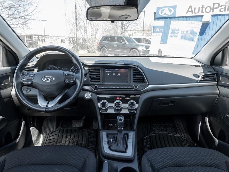 2019 Hyundai Elantra Sedan Preferred at-21