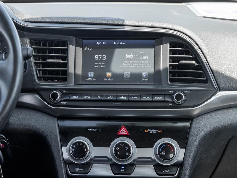 2020 Hyundai Elantra Sedan Preferred IVT-22