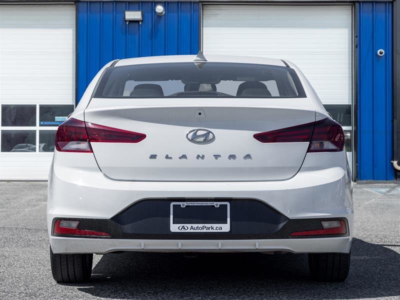 2020 Hyundai Elantra Sedan Preferred IVT-5