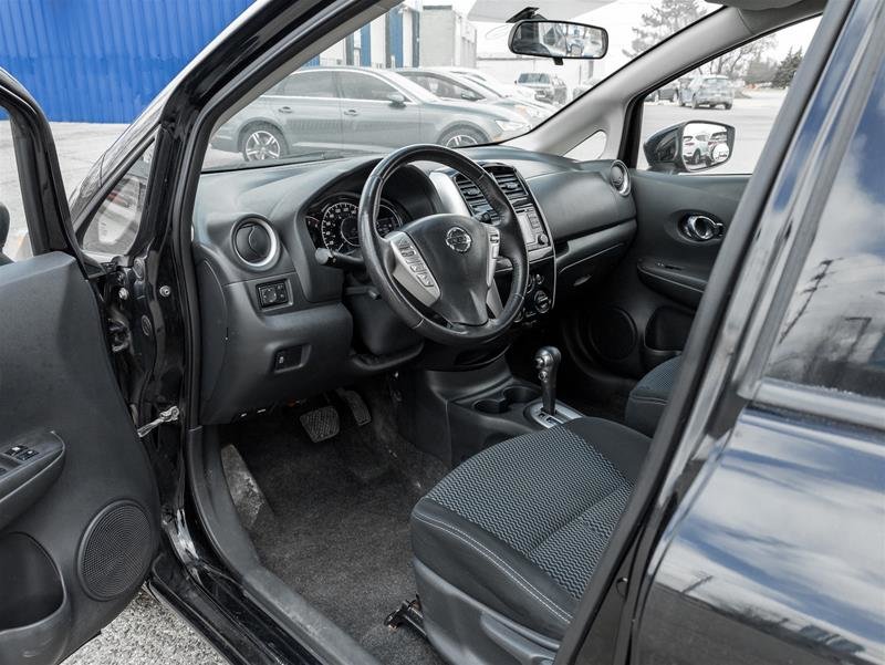 2016 Nissan Versa Note Hatchback 1.6 SV CVT-7
