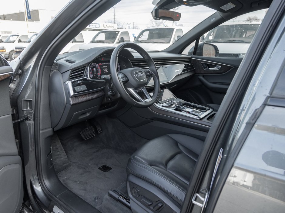 2020 Audi Q7 55 Progressiv-6