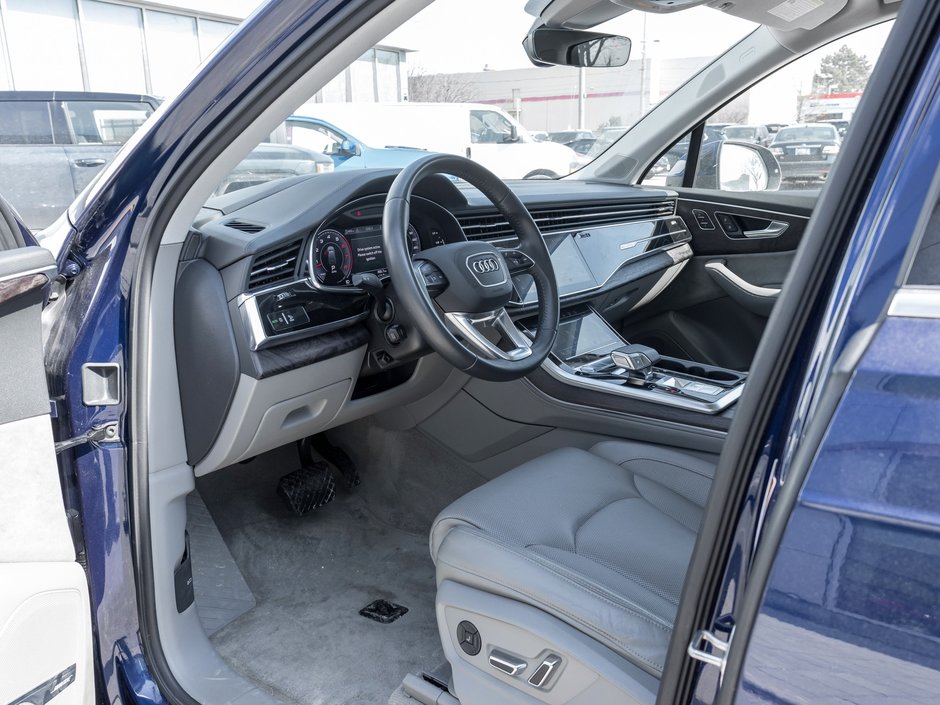 2020 Audi Q7 55 Technik-7