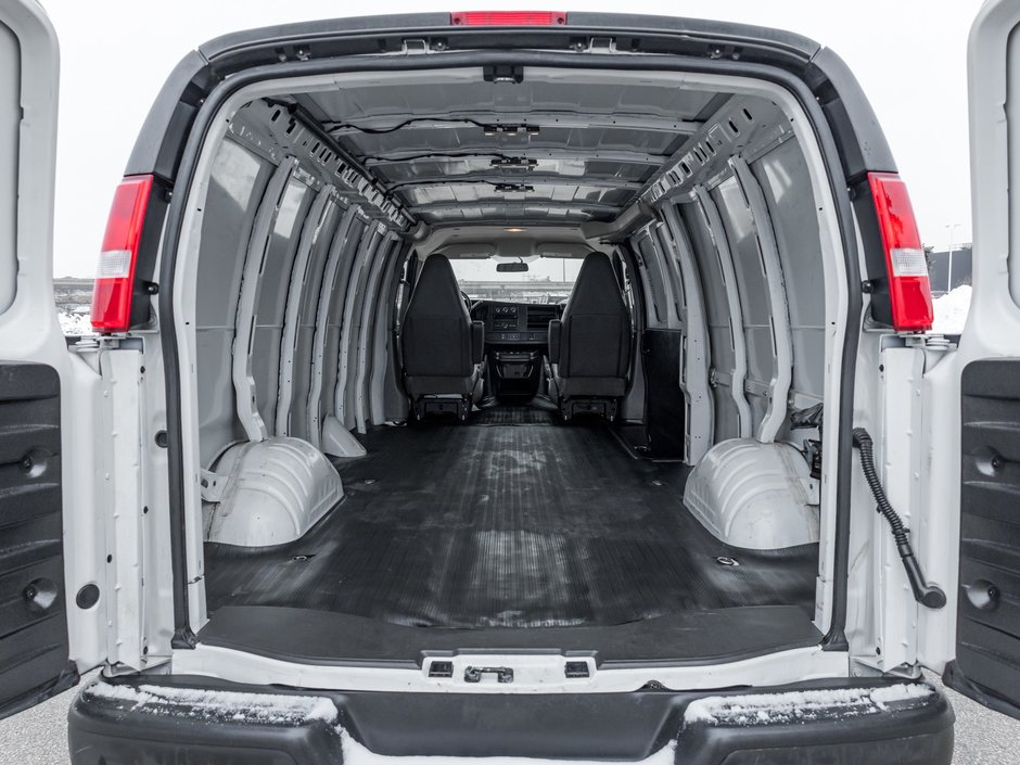 2023 Chevrolet Express 2500 Work Van-22