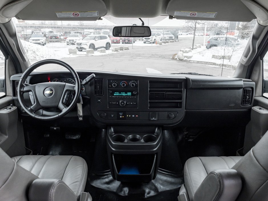 2023 Chevrolet Express 2500 Work Van-23