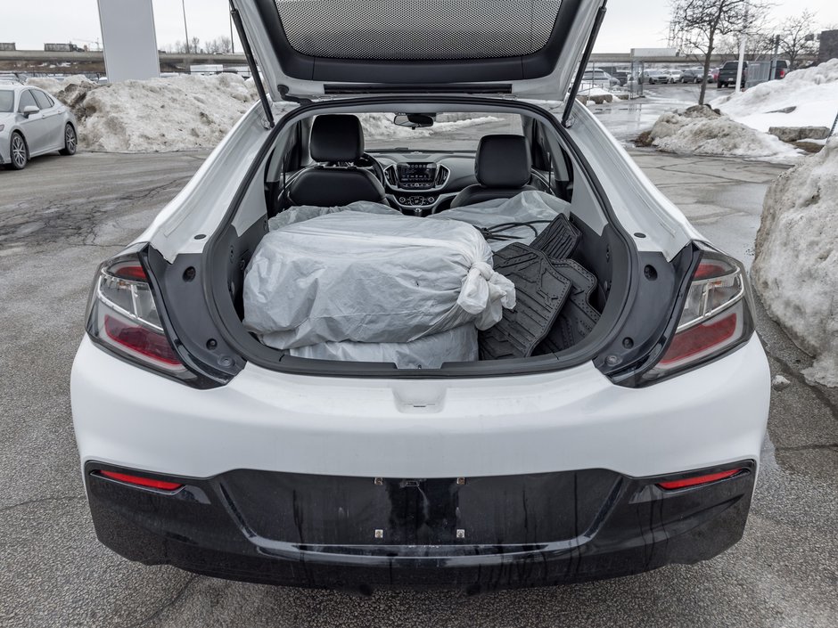 2017 Chevrolet Volt LT-21
