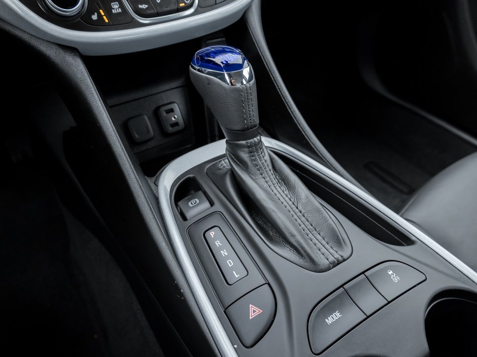 2017 Chevrolet Volt LT-14
