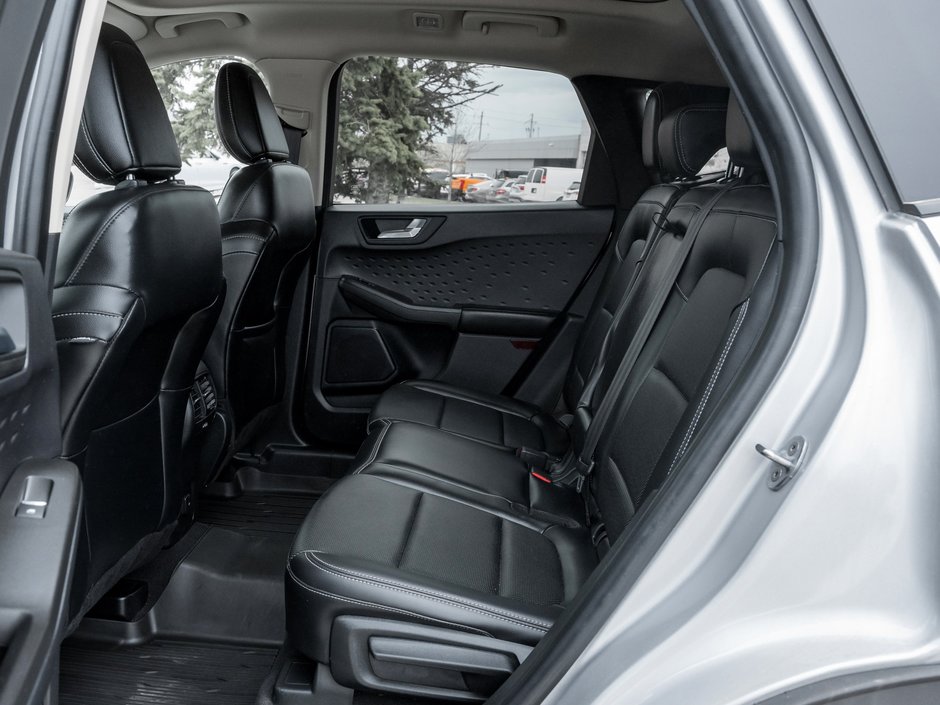 2020 Ford Escape SEL-23