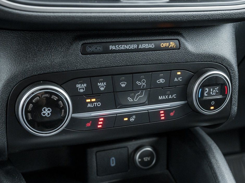 2020 Ford Escape SEL-18