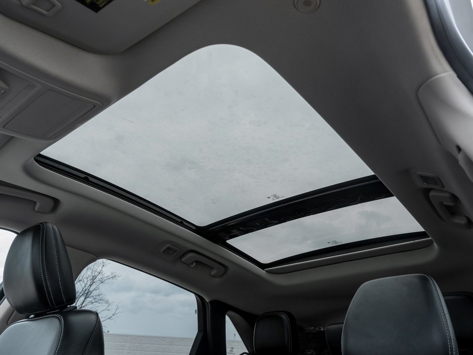 2020 Ford Escape SEL-21
