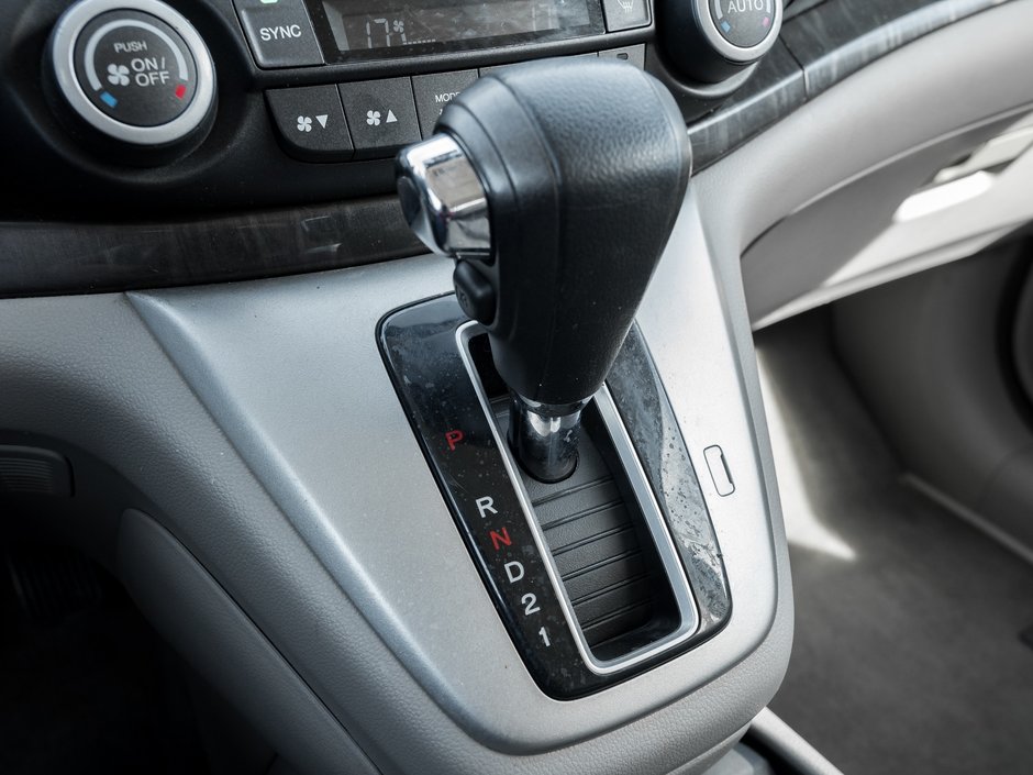 2014 Honda CR-V Touring-13