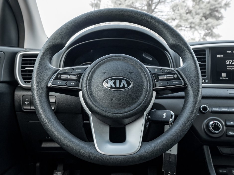 2022 Kia Sportage LX-8