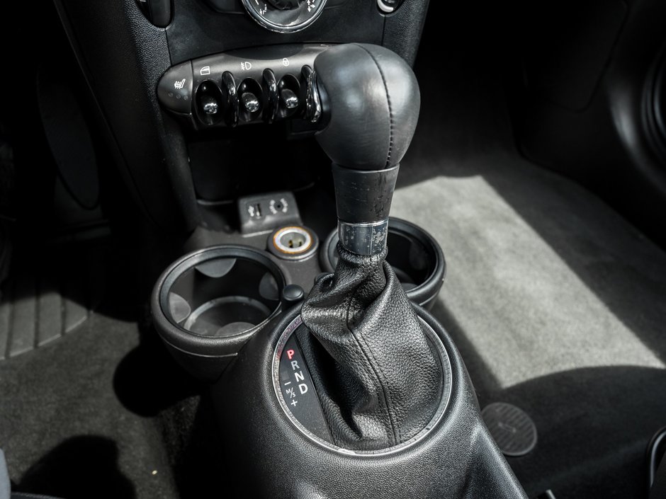 2013 MINI Hatch Cooper-11