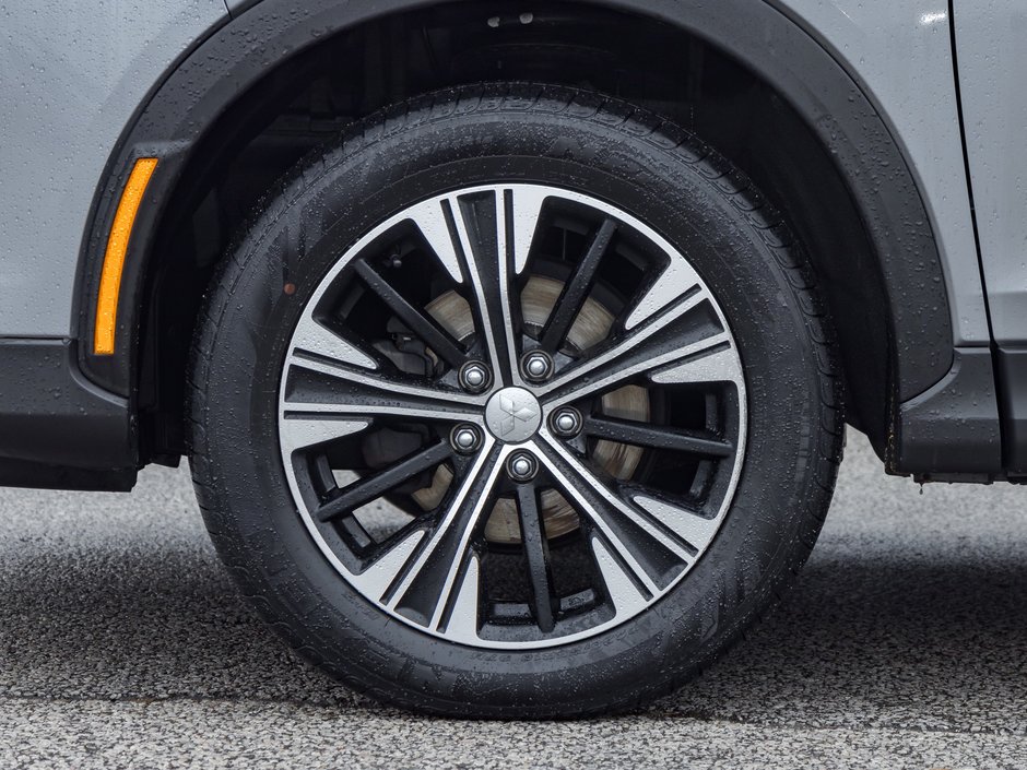 2022 Mitsubishi ECLIPSE CROSS ES-3