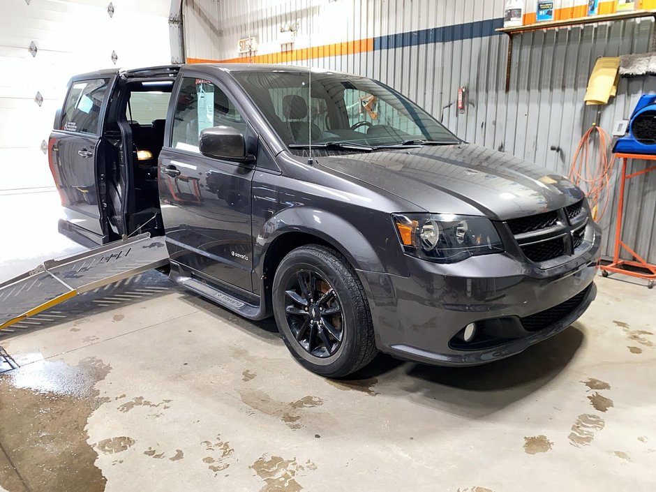 2020 Dodge Grand Caravan in Jonquière, Quebec - w940px