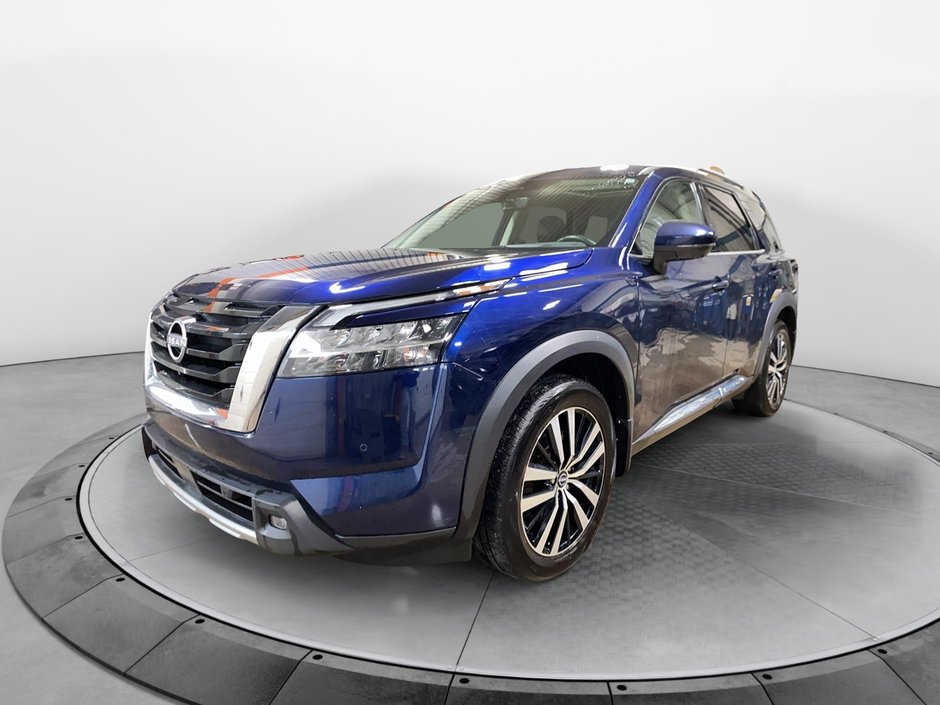 Nissan Pathfinder  2023 à Baie-Comeau, Québec - w940px