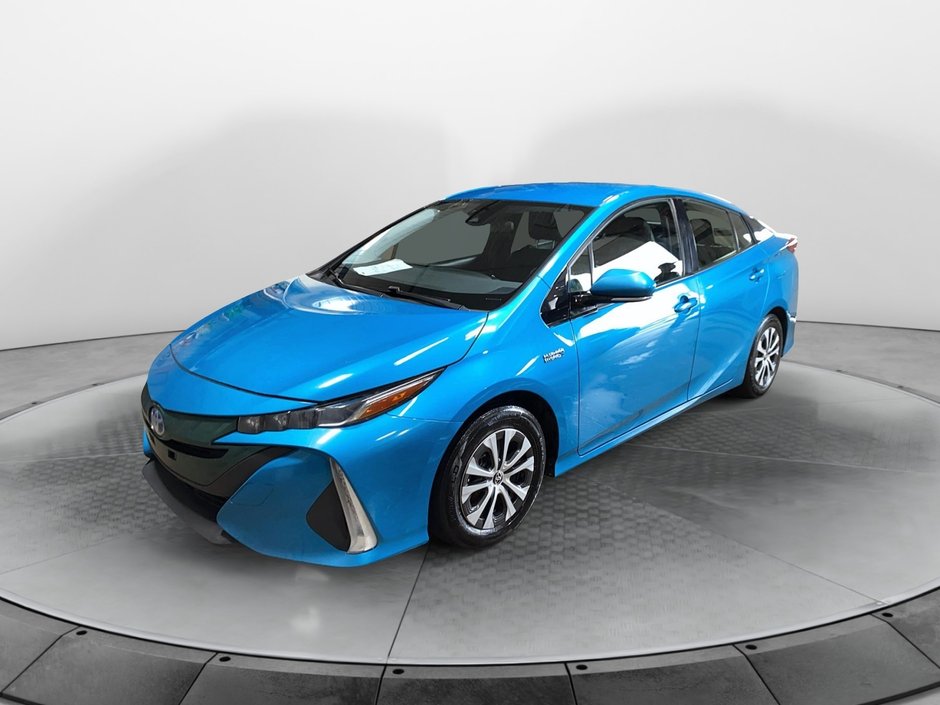 2018 Toyota Prius Prime in Jonquière, Quebec - w940px