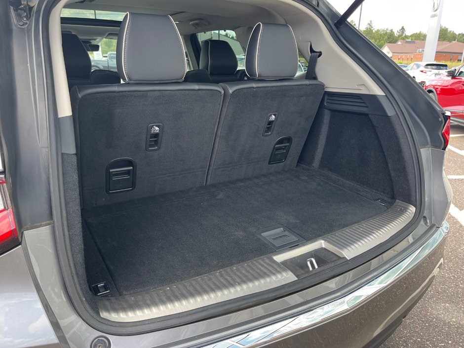 2023 Acura MDX Platinum Elite-9