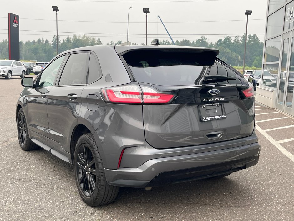 2022 Ford Edge ST sport-4