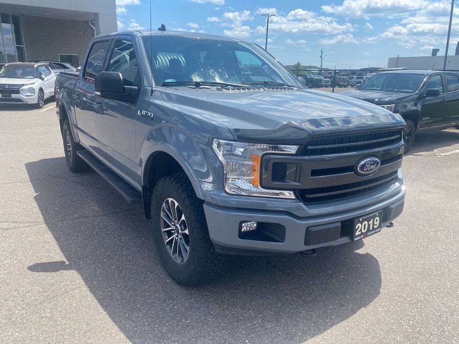 Ford F-150 XLT 4X4 2019-2
